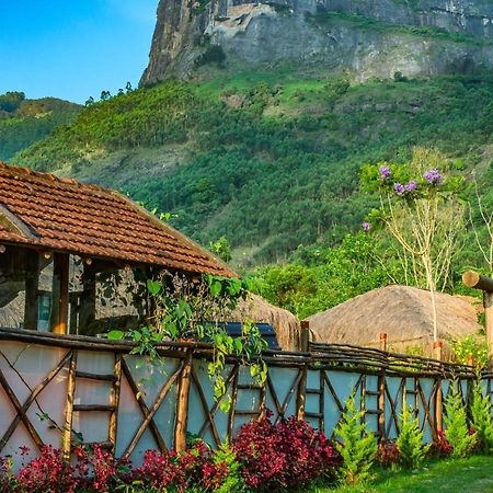 Deshadan Eco Valley Resort - An Eco Friendly Mud House Kanthalloor Exterior foto