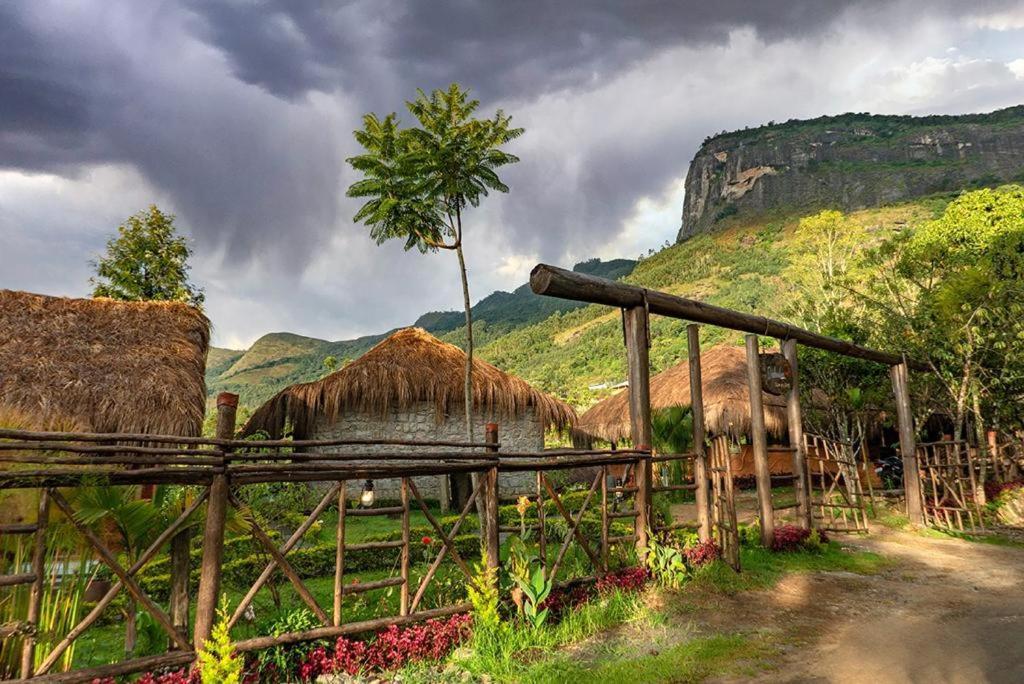 Deshadan Eco Valley Resort - An Eco Friendly Mud House Kanthalloor Exterior foto