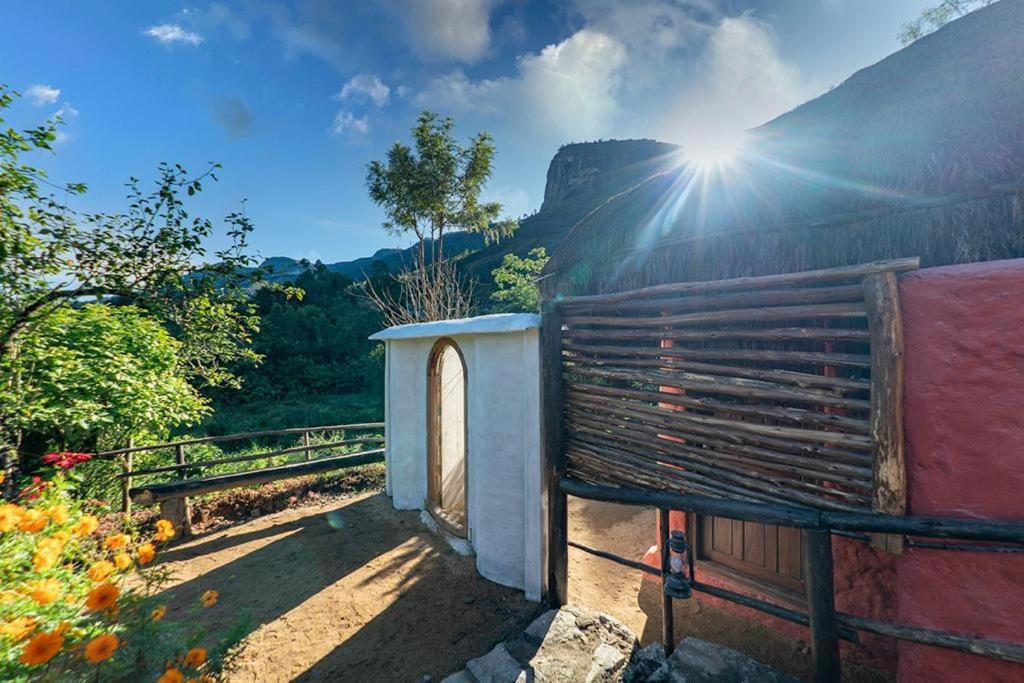 Deshadan Eco Valley Resort - An Eco Friendly Mud House Kanthalloor Exterior foto