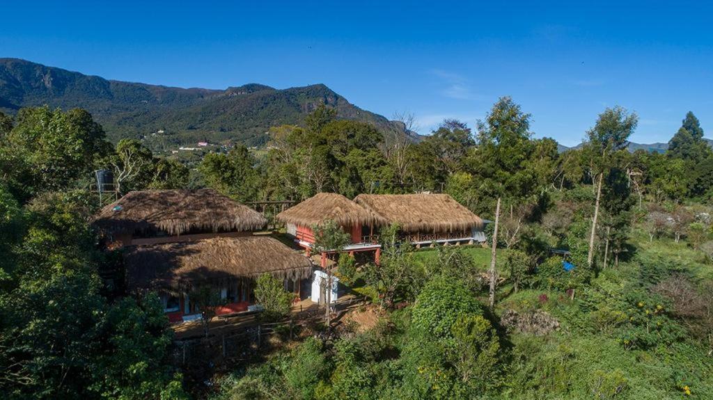 Deshadan Eco Valley Resort - An Eco Friendly Mud House Kanthalloor Exterior foto