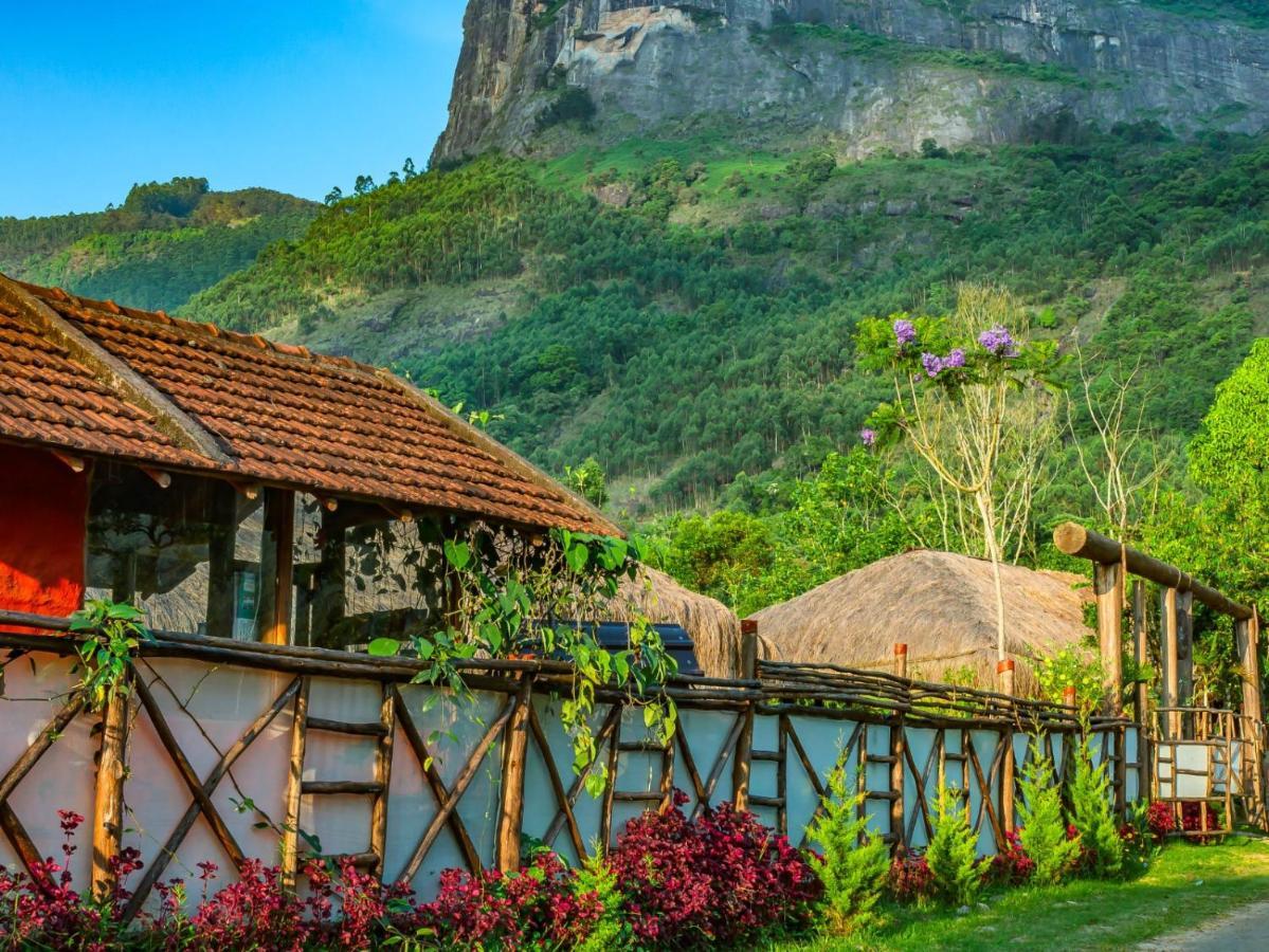 Deshadan Eco Valley Resort - An Eco Friendly Mud House Kanthalloor Exterior foto